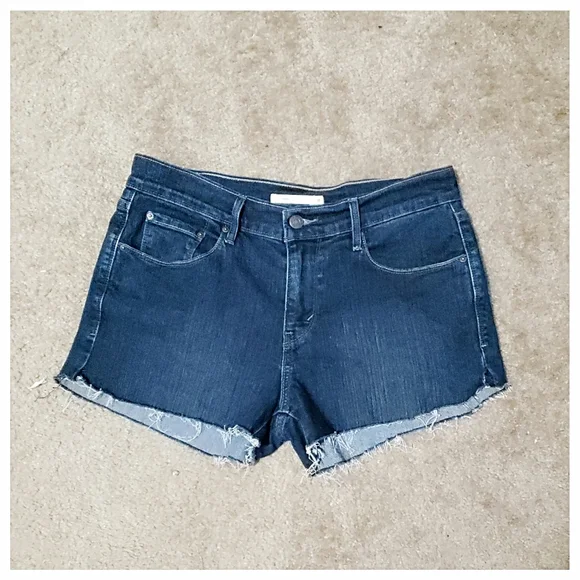 Vintage Levi's High Rise Cut Off Shorts - Picture 3 of 8